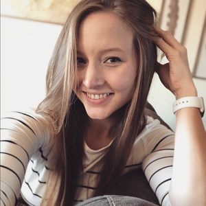 Meet your Posher, Brenna